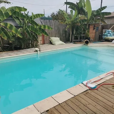 Demeure Pierre 12 Couchages Piscine Chauffee Et Jacuzzi * Abzac (Gironde)
