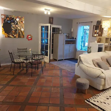 Villa Demeure Pierre 12 Couchages Piscine Chauffee Et Jacuzzi *